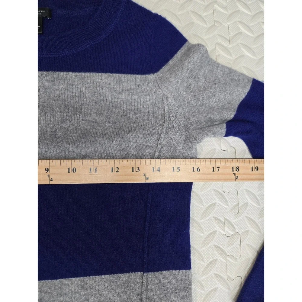 C by Bloomingdales Cashmere Sweater‎ Womens XS Blue Gray Striped Crew Neck 2-Ply
